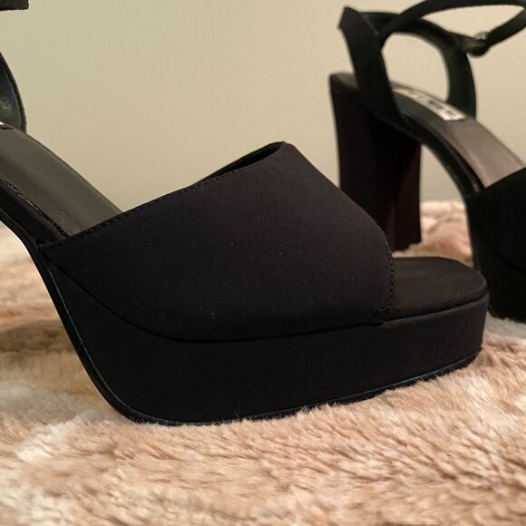 Mix It Black Platform Sandals Size 6 1/2 - Picture 6 of 11